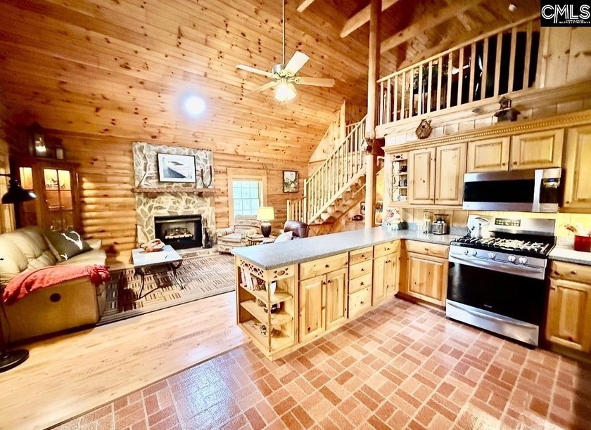 If you've been looking for your *little cabin in the woods* - photo 17
