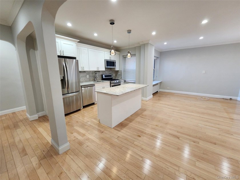 Nicely renovated full-size 2-bedroom Co-Op (this IS NOT a Condo) - photo 3