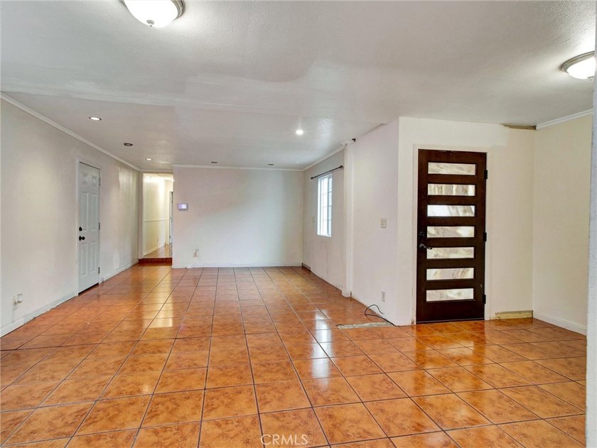 Beautifully maintained single-family residence located in the - photo 17