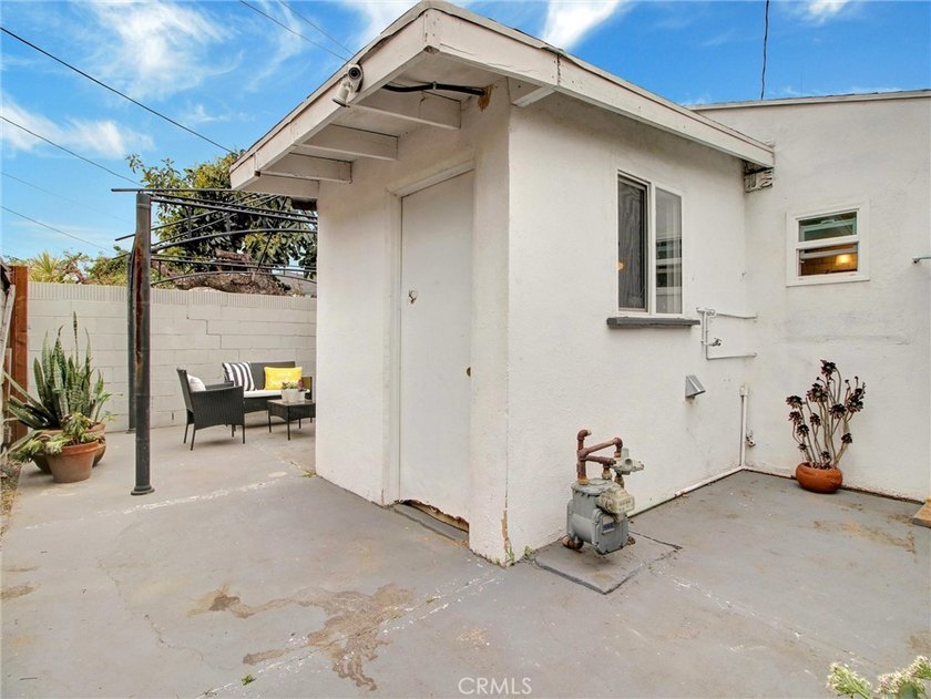 Beautifully maintained single-family residence located in the - photo 38