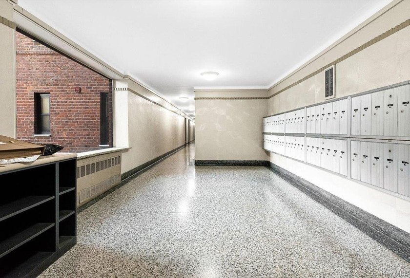 Pet Friendly, Renovated, and First Floor Convenience! Ditch the - photo 4