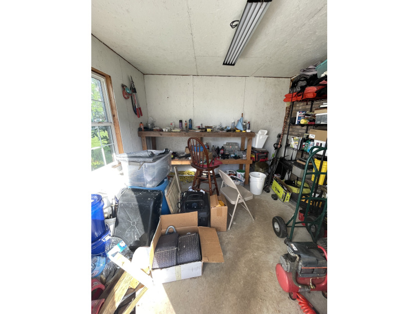 SHOP - photo 28