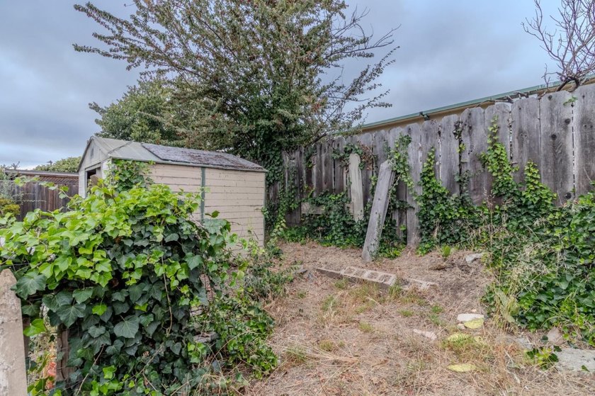 Welcome to this charming single-story home conveniently located - photo 32