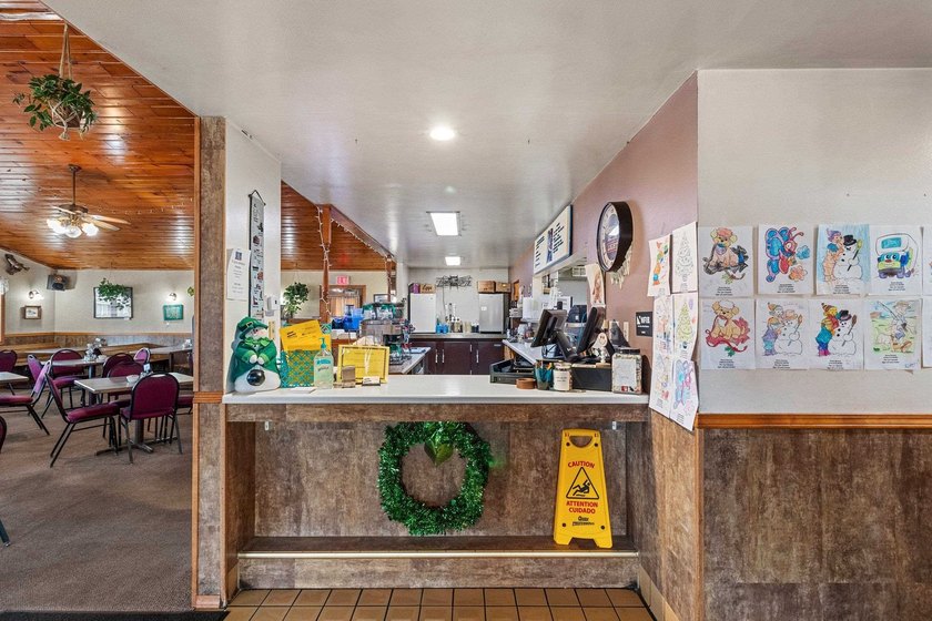 Turn-key opportunity! Well-run diner known for its loyal - photo 11