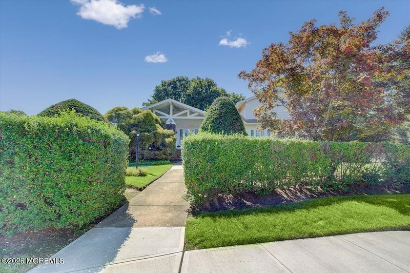 Timeless charm meets coastal living in the heart of Deal. Built - photo 2