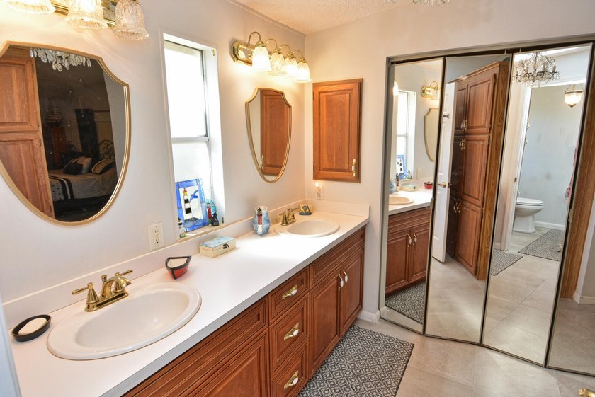 LAND OWNED! Spectacular 3-bedroom, 2-bath home with sweeping - photo 17