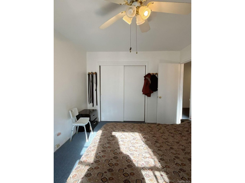 Located just a 2-minute walk from Queens College, this property - photo 7