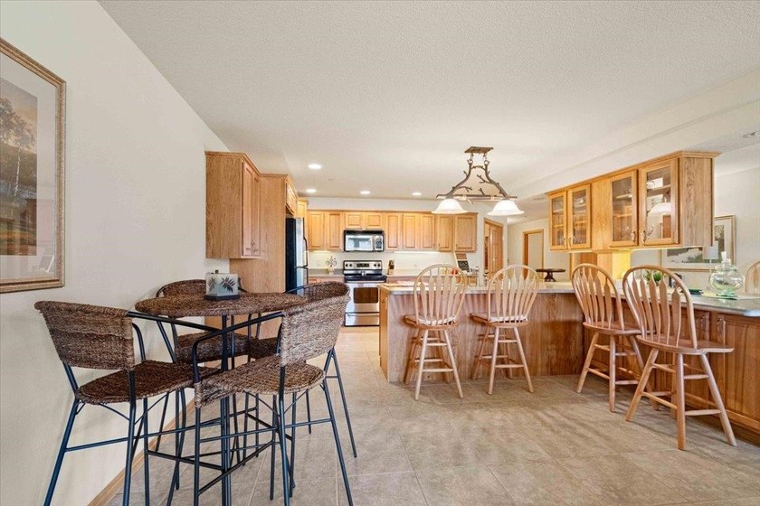 Upgraded Northern Bay Condominium Located On WI 4th Largest - photo 13