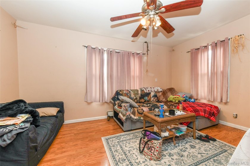 Well maintained two family in residential Rosedale. Both floors - photo 15