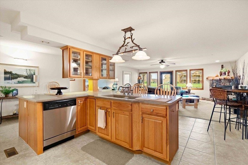 Upgraded Northern Bay Condominium Located On WI 4th Largest - photo 16