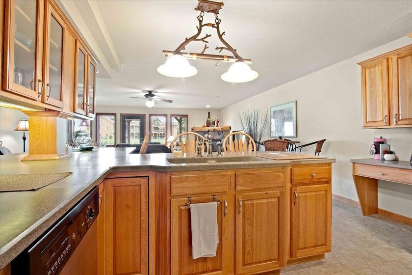 Upgraded Northern Bay Condominium Located On WI 4th Largest - photo 19
