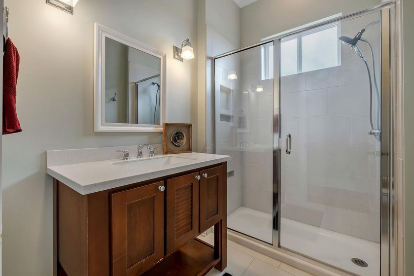 $2,500 Buyer closing cost credit for an accepted offer by July - photo 20