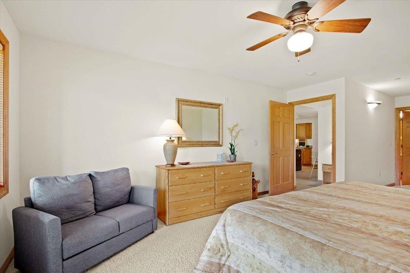 Upgraded Northern Bay Condominium Located On WI 4th Largest - photo 22
