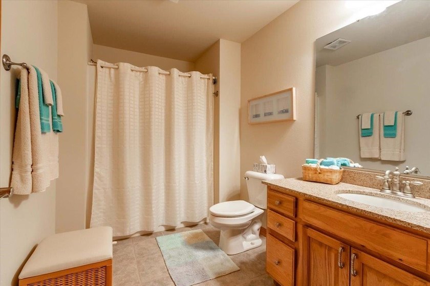 Upgraded Northern Bay Condominium Located On WI 4th Largest - photo 29