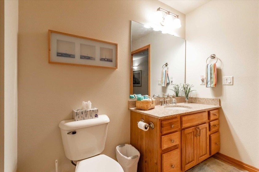 Upgraded Northern Bay Condominium Located On WI 4th Largest - photo 30