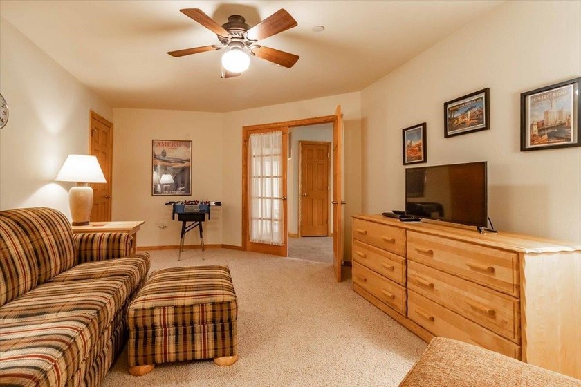 Upgraded Northern Bay Condominium Located On WI 4th Largest - photo 33