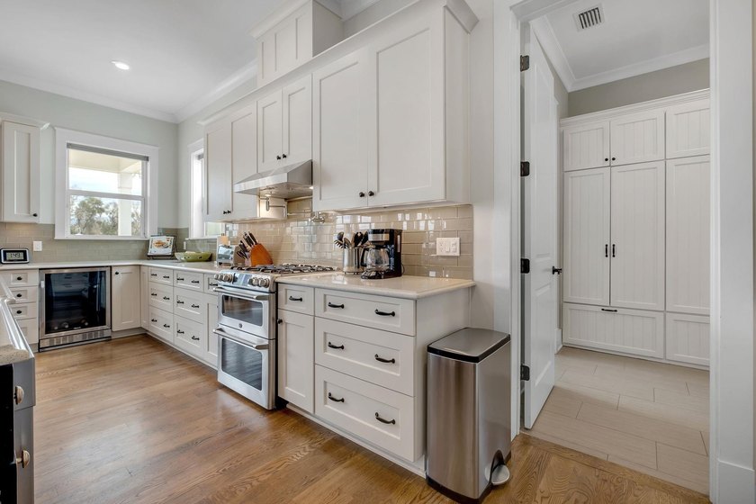 $2,500 Buyer closing cost credit for an accepted offer by July - photo 37