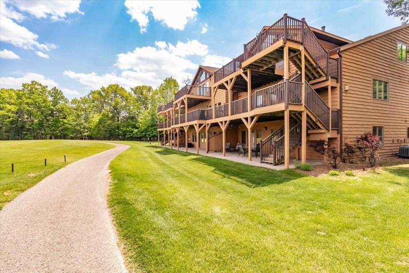 Upgraded Northern Bay Condominium Located On WI 4th Largest - photo 40