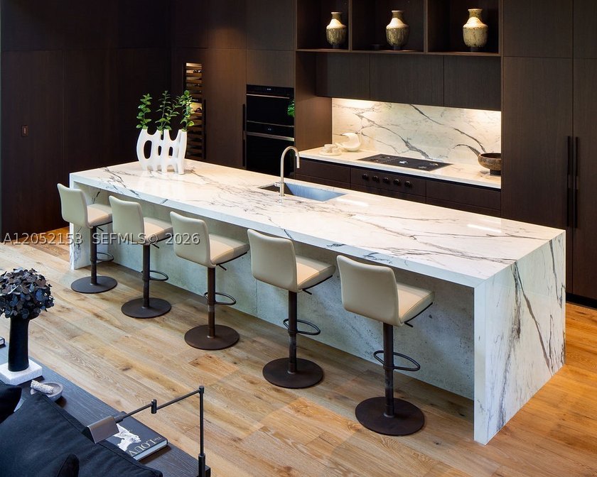 Featured on the cover of Luxe Magazine, this architect owned - photo 11