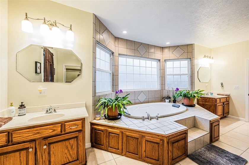 Some properties don't just offer space - they offer a whole - photo 19