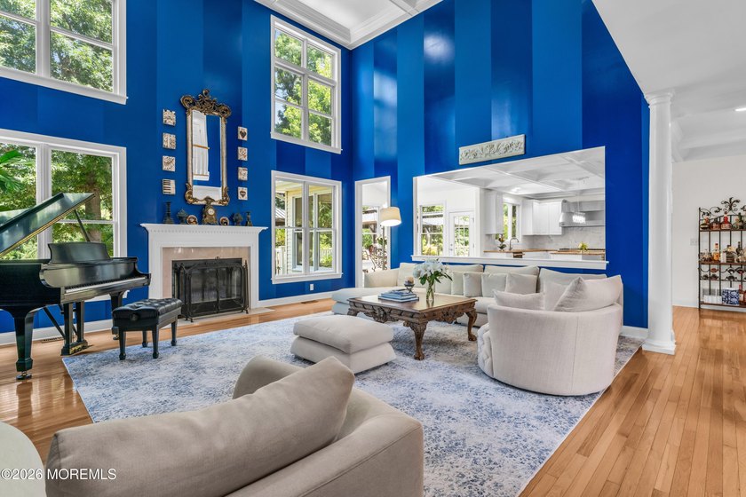 This exceptional Center Hall Colonial offers luxury, privacy - photo 8