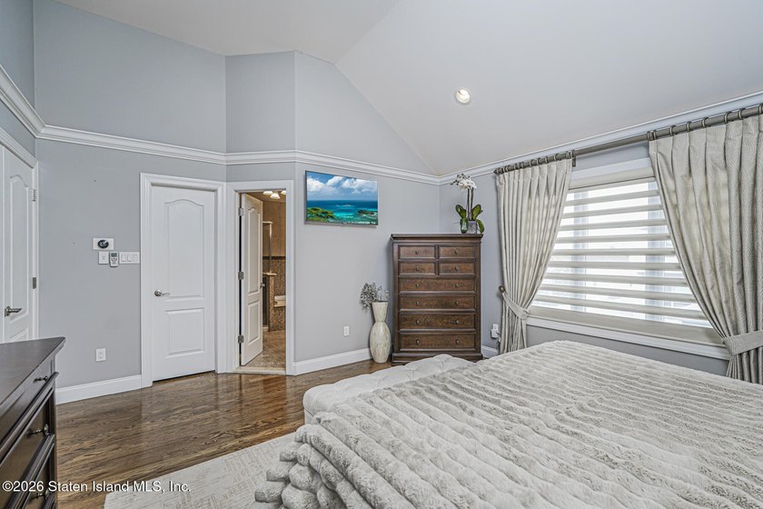 Welcome to 86 West Castor Place, a truly exceptional - photo 31