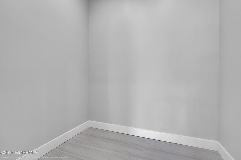 Welcome to The Baron Model. A luxurious home to be built in the - photo 34