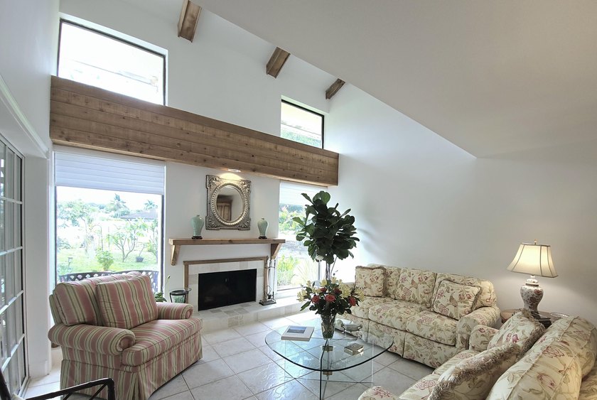 Stunning Boca Raton townhome offering exceptional space &amp; value - photo 6