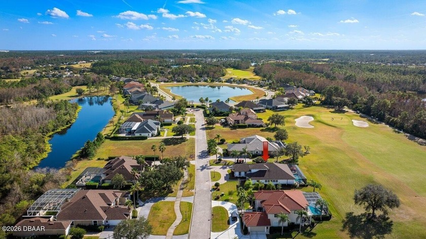 Welcome to 38 Lionspaw Grand, an immaculate Kargar Custom Home - photo 7