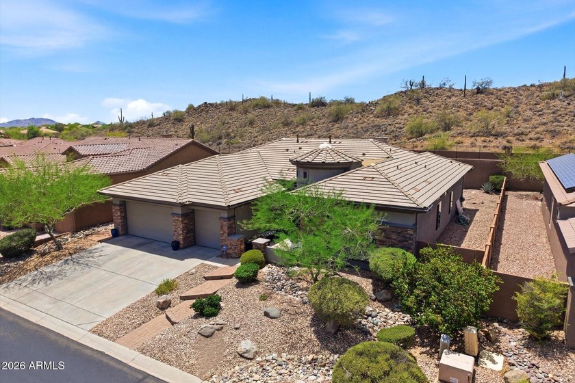 A Masterfully Updated Retreat in Guard-Gated Anthem Country - photo 49