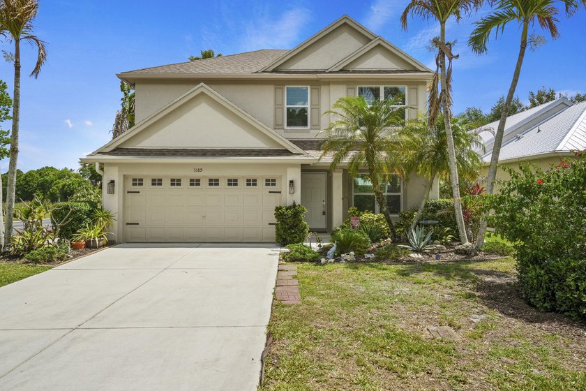 Palm City living at its finest in coveted Palm Pointe! Rarely - photo 2