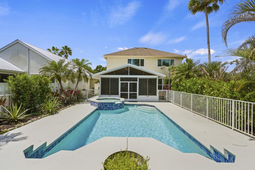 Palm City living at its finest in coveted Palm Pointe! Rarely - photo 5