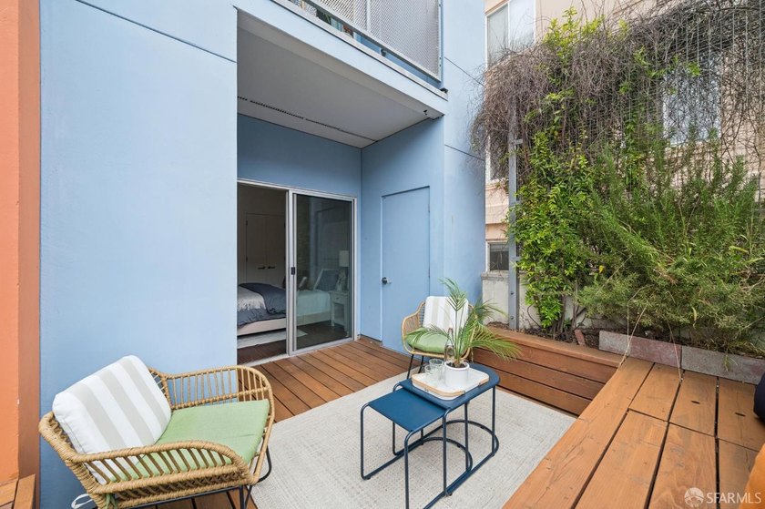 Bright, stylish, and designed for exceptional indoor-outdoor - photo 20