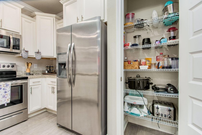 Downtown Pensacola hidden gem! Fully furnished townhome and - photo 18