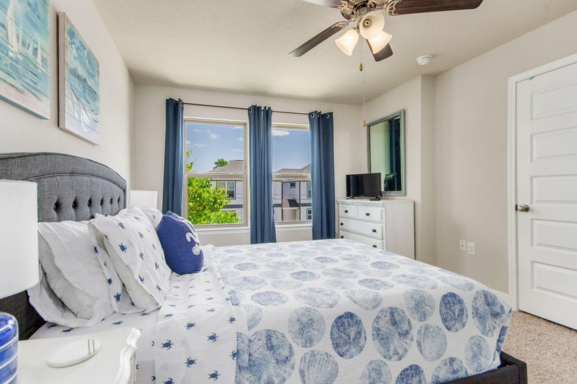 Downtown Pensacola hidden gem! Fully furnished townhome and - photo 25