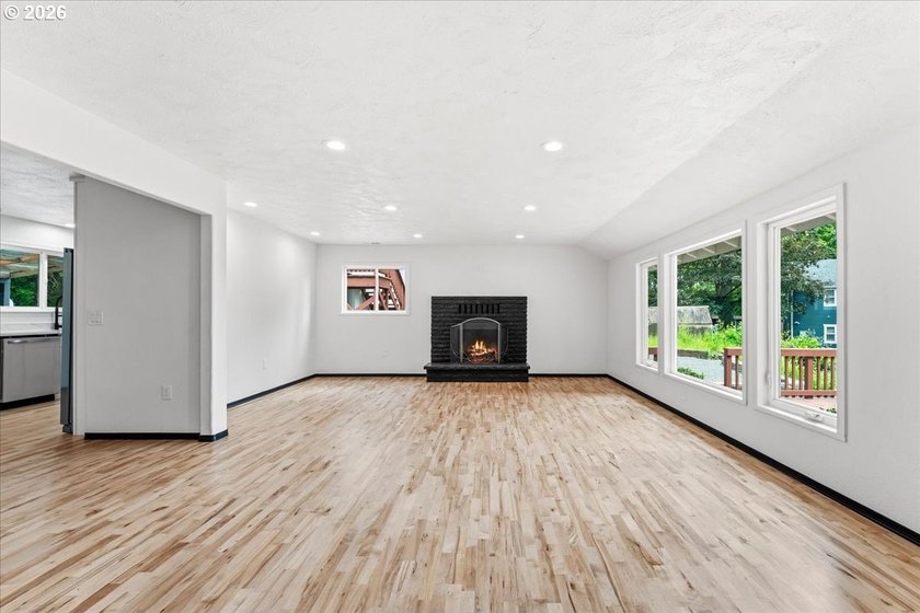Discover the perfect blend of privacy, versatility, and Columbia - photo 7