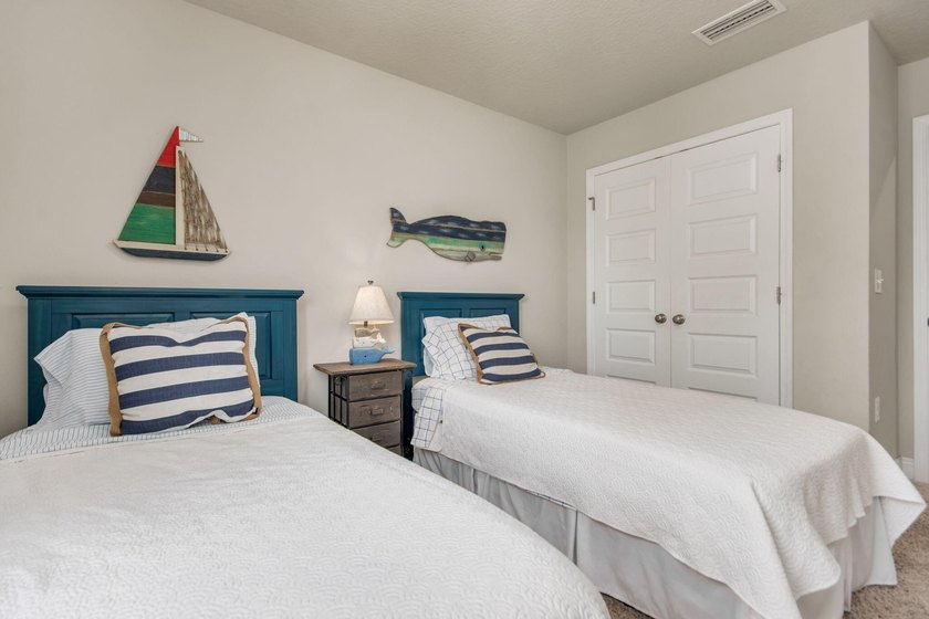 Downtown Pensacola hidden gem! Fully furnished townhome and - photo 33