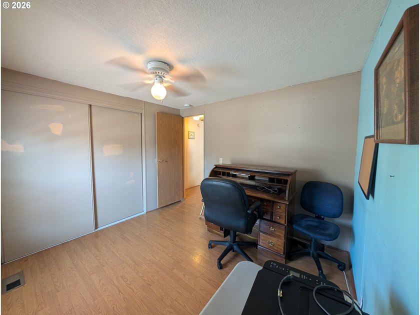 Welcome to this well-maintained manufactured home in the - photo 13