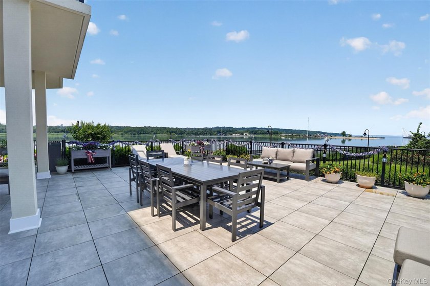 One of the most unique luxury condos at The Residences at Glen - photo 3