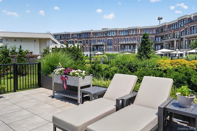 One of the most unique luxury condos at The Residences at Glen - photo 5