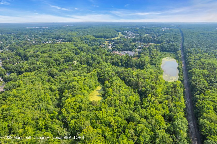 An extraordinary opportunity to acquire both a premier - photo 7
