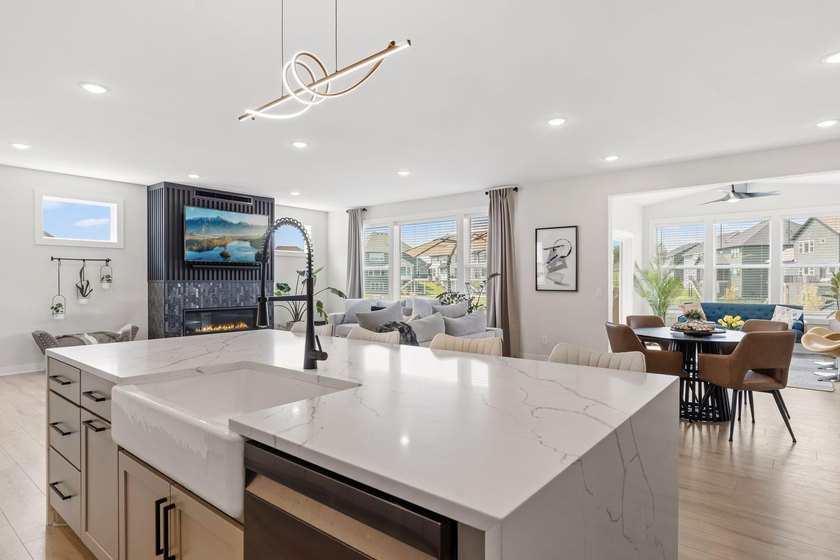 Welcome to this exceptional home in the highly sought-after - photo 14