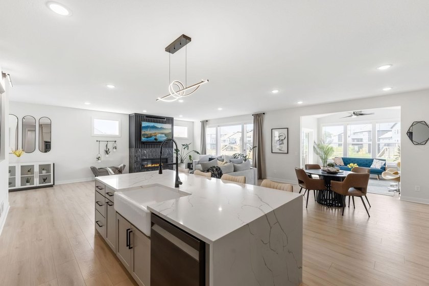 Welcome to this exceptional home in the highly sought-after - photo 15