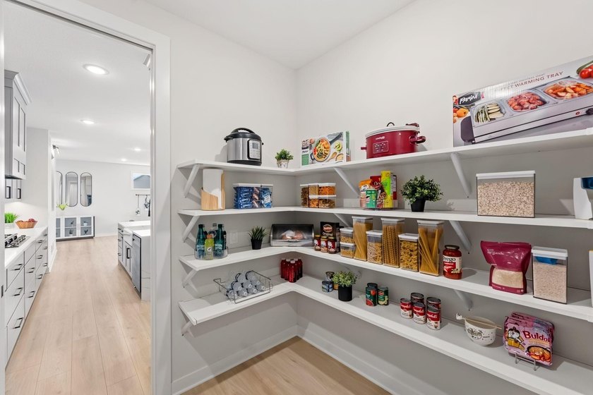 Welcome to this exceptional home in the highly sought-after - photo 22