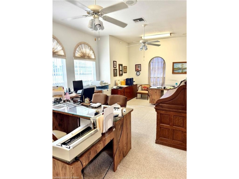 Located in the heart of Sebring, this 6,816sf building sits on 1 - photo 10
