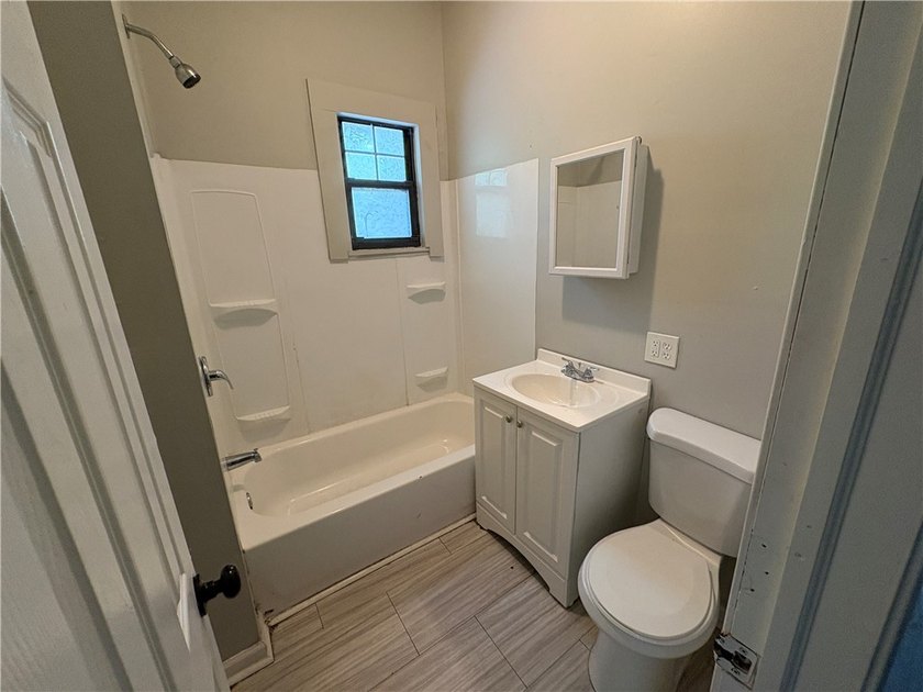 Another Rockin' Rochester Property! Solid duplex opportunity - photo 21