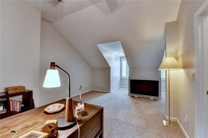 Welcome home to the exclusive gated Enclave of Weston. This John - photo 46