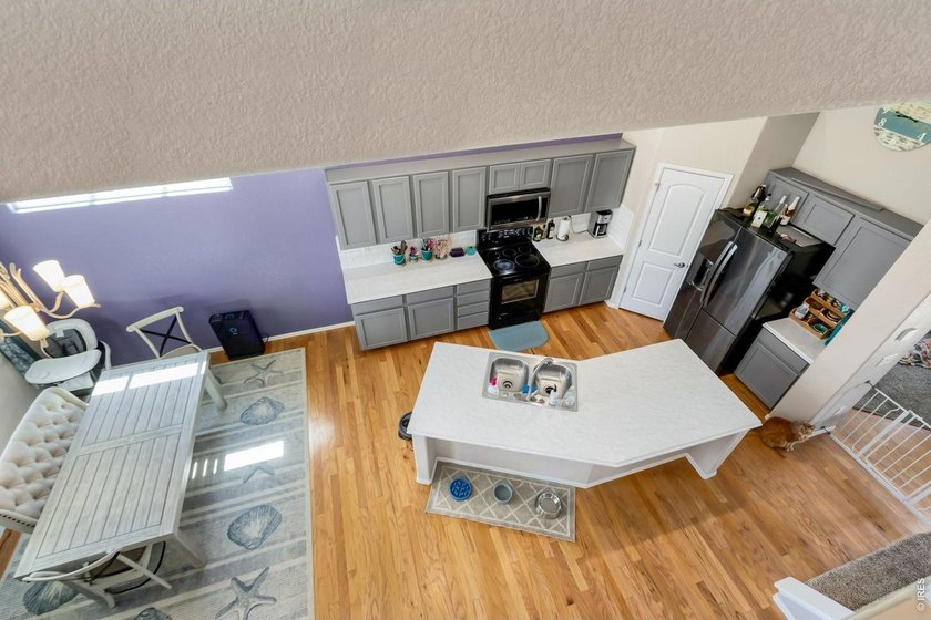 OPEN HOUSE SATURDAY 12pm - 2pme take a look, fall in love and - photo 13