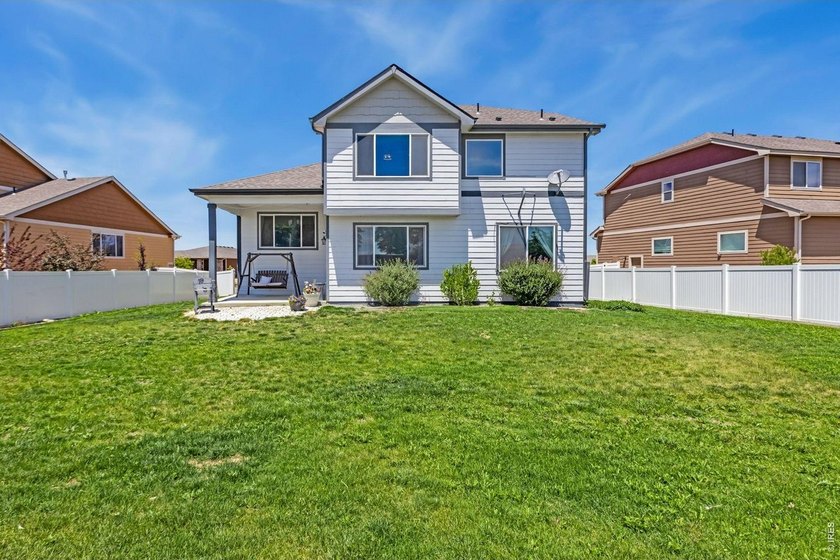 OPEN HOUSE SATURDAY 12pm - 2pme take a look, fall in love and - photo 32