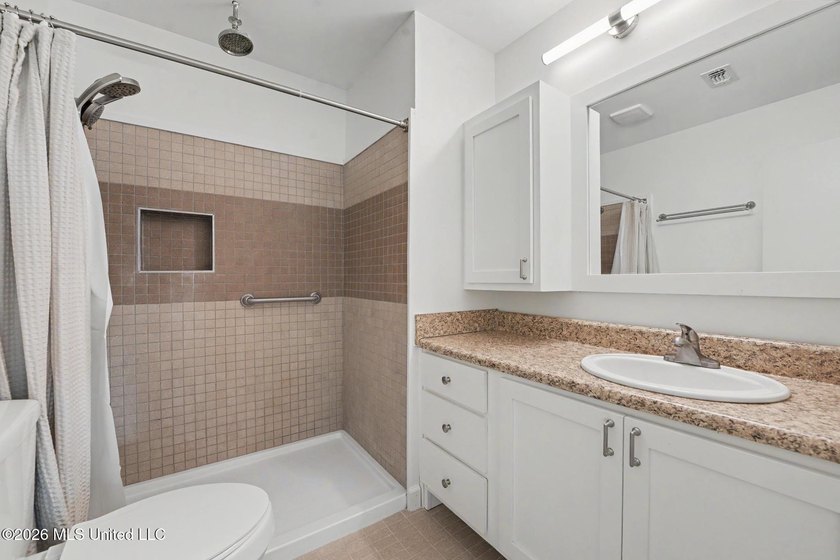 HUGE PRICE IMPROVEMENT! Your search ends here! Renovated home in - photo 13